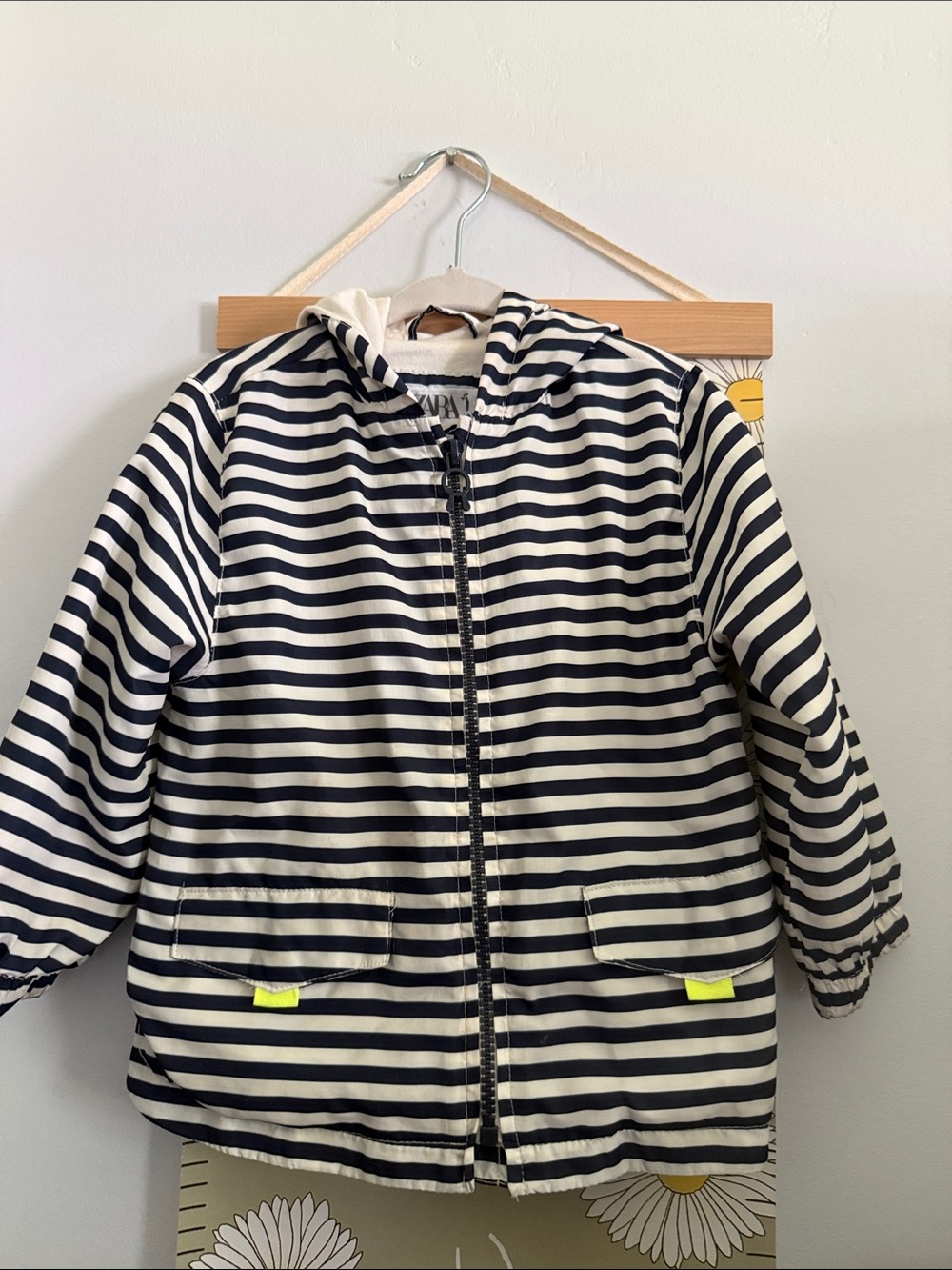 Zara Striped Navy & White Kids Hooded Jacket. Good user condition, size 2-3.